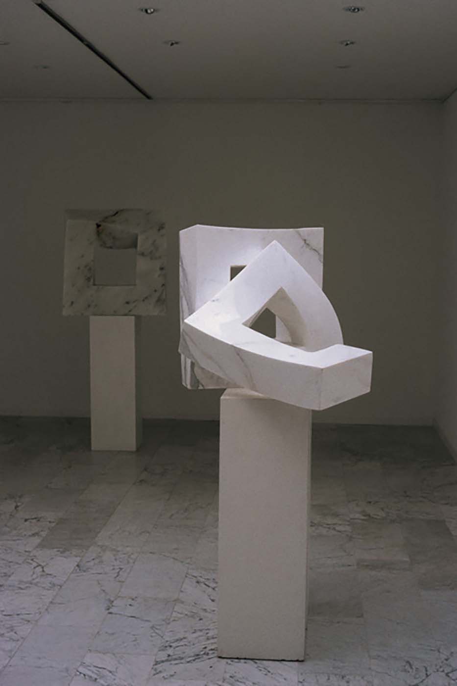 25_Zerreissprobe, Bianco Carrara [1992]