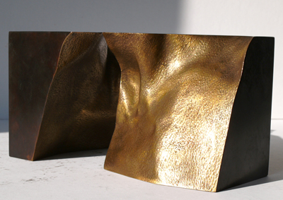 47_Felsen I (Hals), 2010, Bronze, 13,5 x 13,5 x 13,5 cm