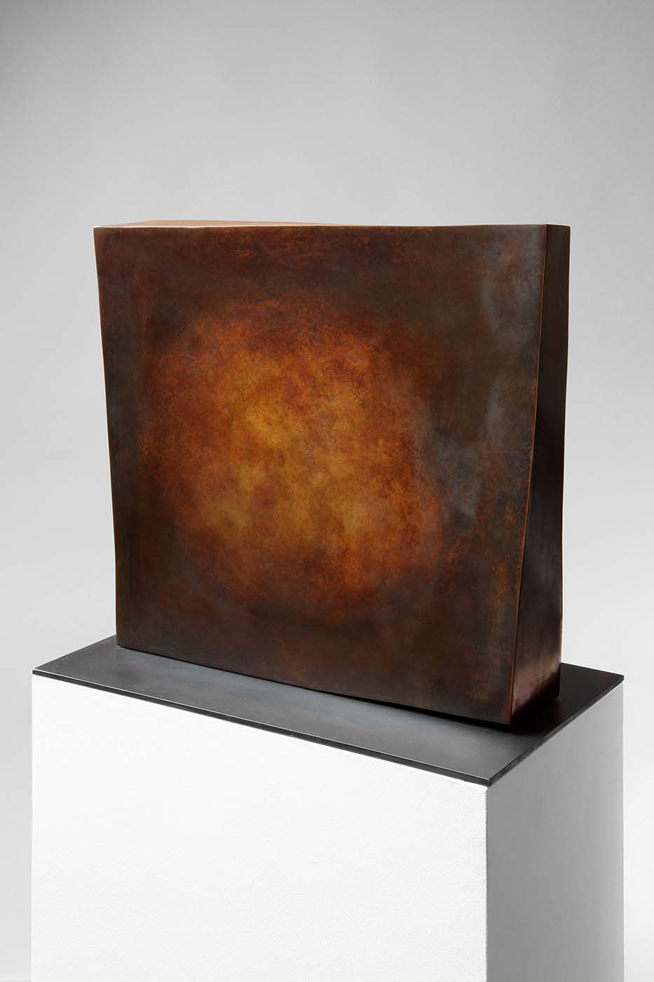 Erotik des Quadrats, 2010, Bronze, ca. 40 x 40 x 10 cm (02)