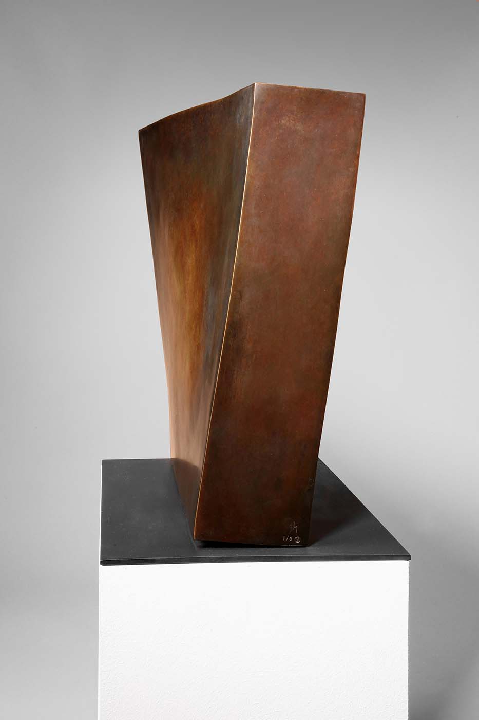 Erotik des Quadrats, 2010, Bronze, ca. 40 x 40 x 10 cm (03)