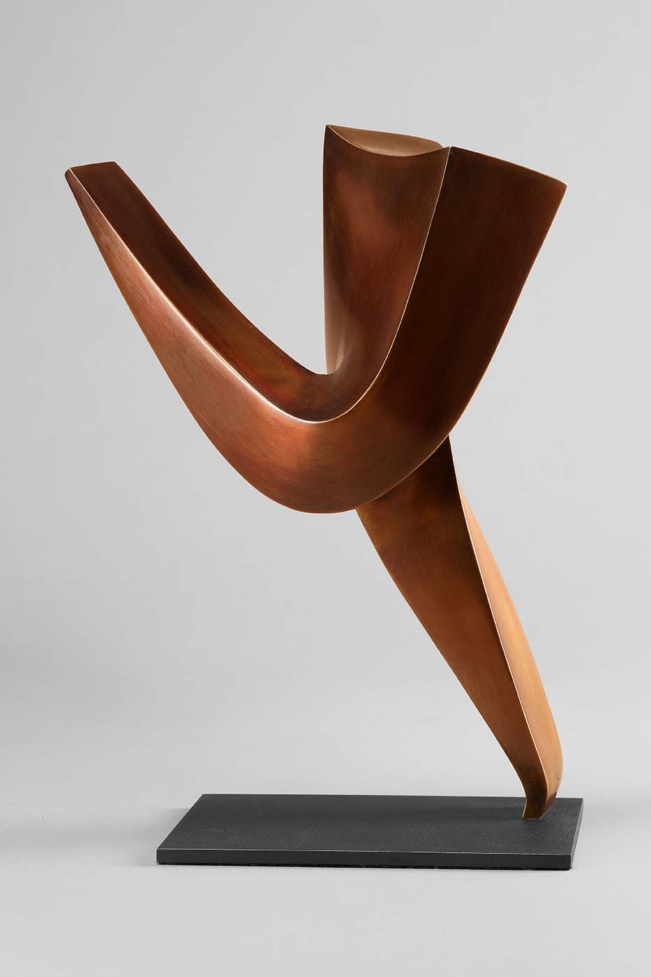 Primadonna, 2016, Bronze, 26 x 11 x 19,5 cm, (2).jpg