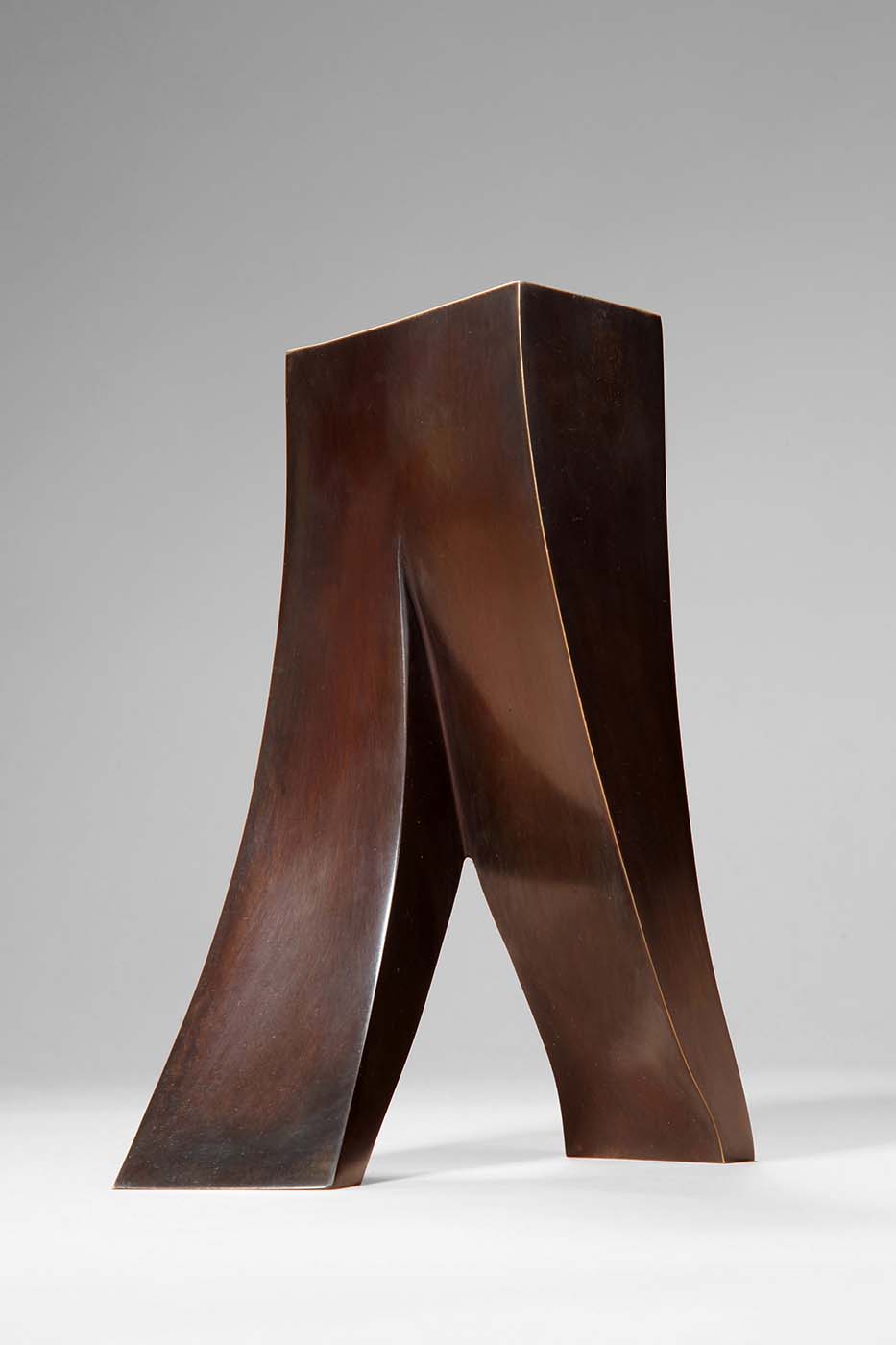 Schritt zum Erfolg, 2011, Bronze, 18,5 x 16 x 9 cm (01)